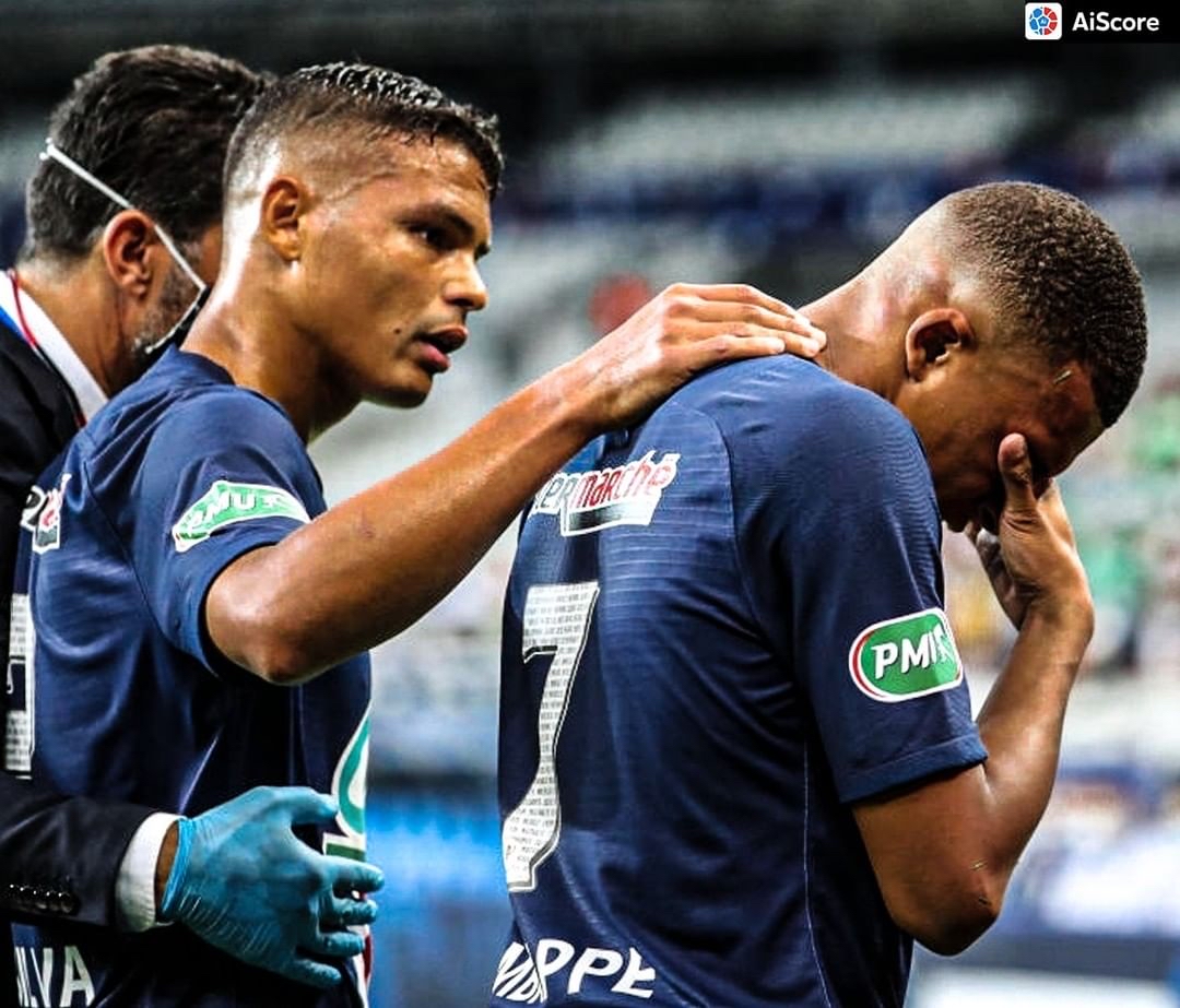 韩国完胜巴黎，蒂亚戈关键制胜