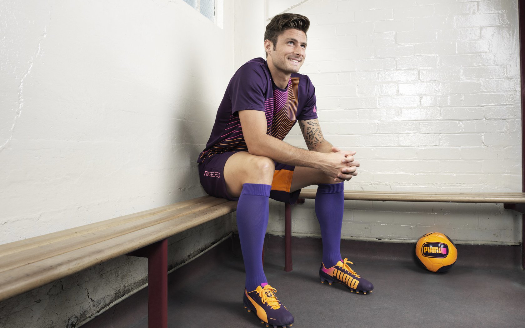 开云体育平台APP-西甲德比与NBA激战，当足球的永恒对抗遇上篮球的王者征途